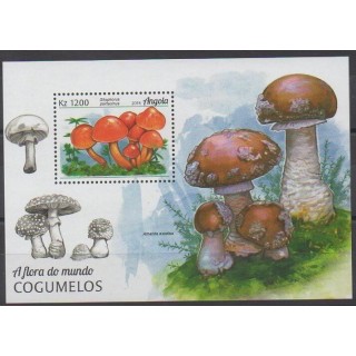 Acheter ce bloc-feuillet d'Angola de l'année 2018 (No BF153).