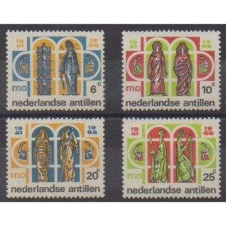 Acheter cette série de timbres des Antilles néerlandaises de l'année 1966 (No 357/360).