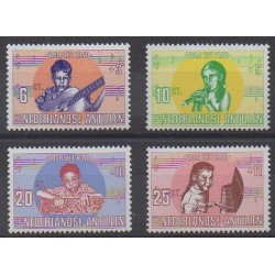 Antilles néerlandaises - 1969 - No 398/401 - Musique - Enfance