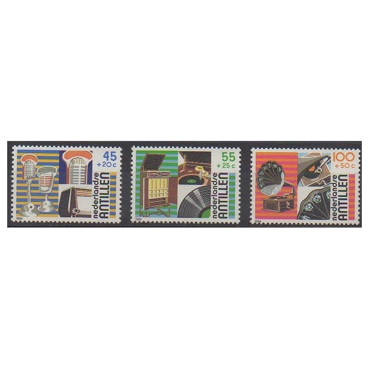 Buy this set of stamps of Netherlands Antilles of the year 1984 (Nb 711/713).