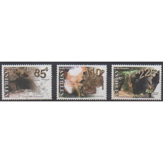 Acheter cette série de timbres des Antilles néerlandaises de l'année 2001 (No 1277/1279).