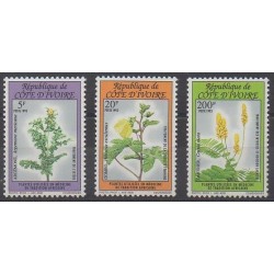 Ivory Coast - 1993 - Nb 904/906 - Health - Flowers