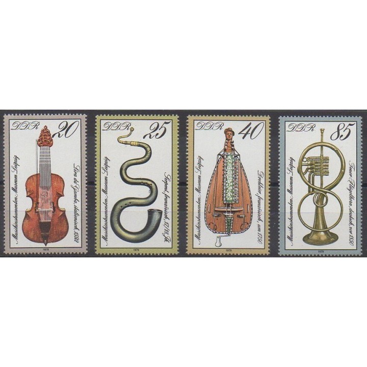 Buy this set of stamps of East Germany (GDR) of the year 1979 (Nb 2109/2112).