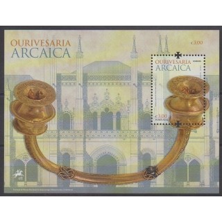 Buy this souvenir sheet  of Portugal of the year 2013 (Nb F3842).
