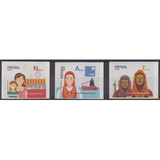 Acheter cette série de timbres du Portugal de l'année 2013 (No 3843/3845).