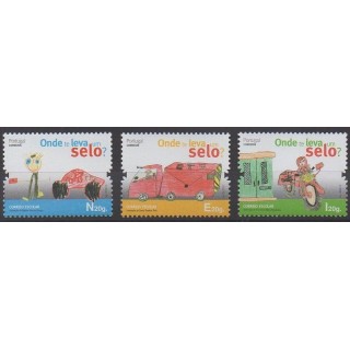 Acheter cette série de timbres du Portugal de l'année 2013 (No 3870/3872).