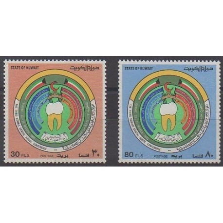 Kowaït - 1985 - No 1052/1053 - Santé ou Croix-Rouge