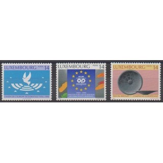 Buy this set of stamps of Luxembourg of the year 1994 (Nb 1296/1298).