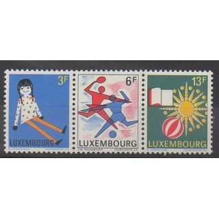 Buy this set of stamps of Luxembourg of the year 1969 (Nb 735/737).
