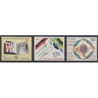 Buy this set of stamps of Cyprus of the year 1990 (Nb 743/745).