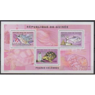 Buy this set of stamps of Guinea of the year 2004 (Nb 2626/2628).