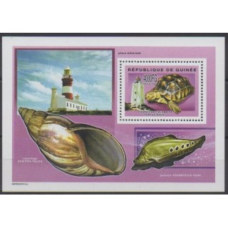 Buy this souvenir sheet  of Guinea of the year 2004 (Nb BF283).