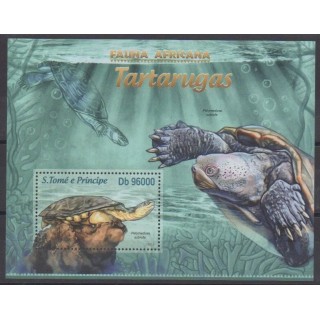 Acheter ce bloc-feuillet de Saint-Thomas et Prince de l'année 2013 (No BF625).