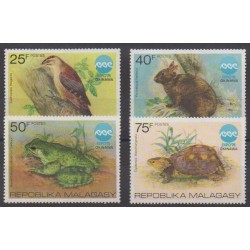 Madagascar - 1975 - No 567/570 - Animaux - Neufs avec charnière