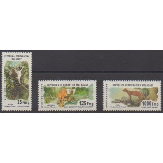 Acheter cette série de timbres de Madagascar de l'année 1979 (No 627/629).