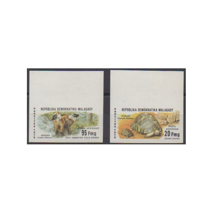 Buy these stamps of Madagascar of the year 1979 (Nb PA177/PA178).