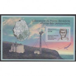 French Southern and Antarctic Lands - Blocks and sheets - 2022 - Nb F1007 - Science