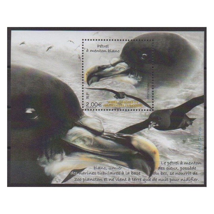 Buy this stamp of FSAL of the year 2022 (Petrel à menton blanc).
