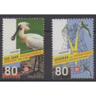 Buy this set of stamps of Netherlands of the year 1999 (Nb 1680/1681).