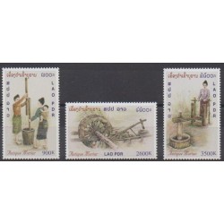 Laos - 2001 - No 1432/1434 - Artisanat ou métiers