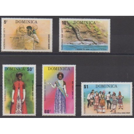 Dominique - 1973 - Nb 375/379