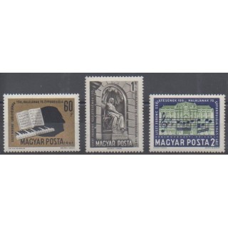Acheter cette série de timbres de Hongrie de l'année 1961 (No 1466/1468).