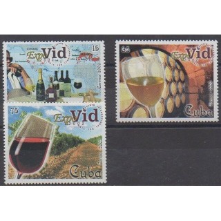 Buy this set of stamps  of the year 2002 (Nb 4010/4012).