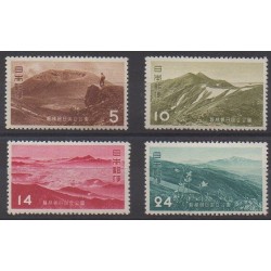 Japan - 1952 - Nb 519/522 - Parks and gardens - Mint hinged