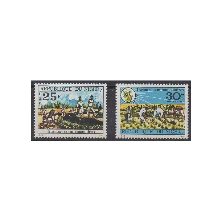 Buy this set of stamps of Niger of the year 1976 (Nb 362/363).