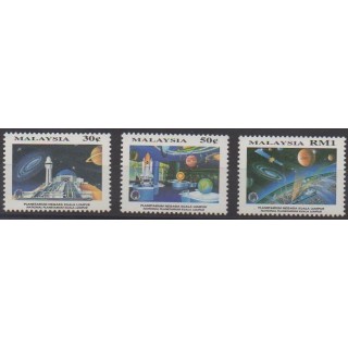 Acheter cette série de timbres de Malaisie de l'année 1994 (No 524/526).