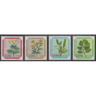 Acheter cette série de timbres du Portugal (Açores) de l'année 1981 (No 334/337).