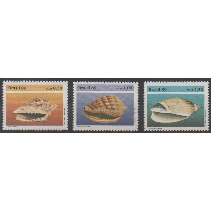 Buy this set of stamps of Brazil of the year 1989 (Nb 1934A/1934C).
