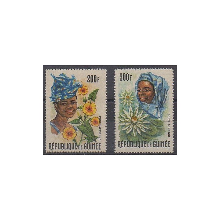 Buy these stamps of Guinea of the year 1966 (Nb PA67/PA68).