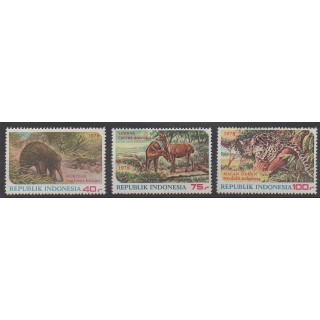 Acheter cette série de timbres d'Indonésie de l'année 1978 (No 829/831).