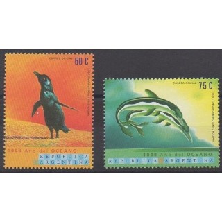 Acheter cette série de timbres d'Argentine de l'année 1999 (No 2077/2078).