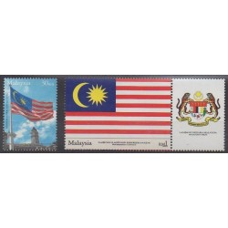 Malaisie - 2003 - No 993/994 - Drapeaux - Armoiries