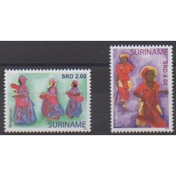 Suriname - 2014 - Nb 2449/2450 - Costumes - Uniforms - Fashion
