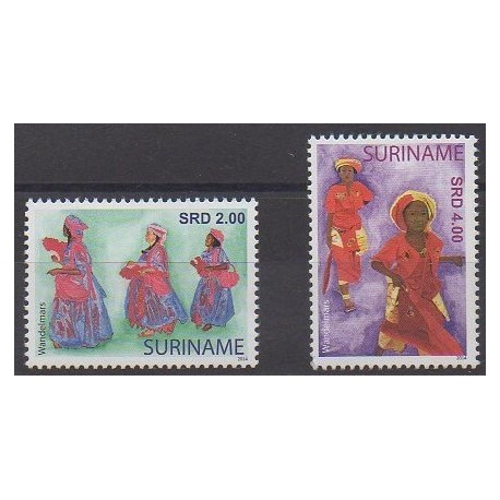 Suriname - 2014 - Nb 2449/2450 - Costumes - Uniforms - Fashion