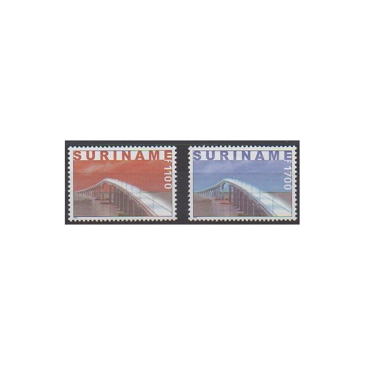 Acheter cette série de timbres de Surinam de l'année 2000 (No 1566/1567).