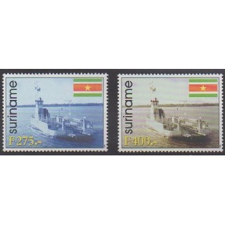 Acheter cette série de timbres de Surinam de l'année 1998 (No 1499/1500).