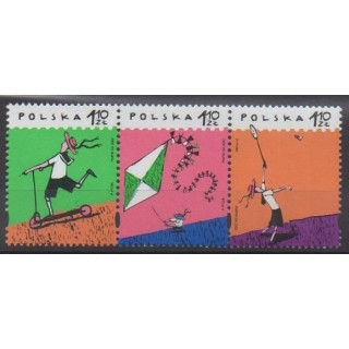 Buy this set of stamps of Poland of the year 2002 (Nb 3740/3742).
