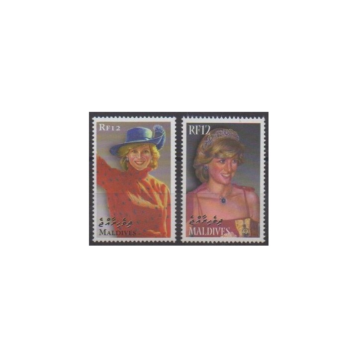 Acheter cette série de timbres des Maldives de l'année 2002 (No 3350 et 3402A).