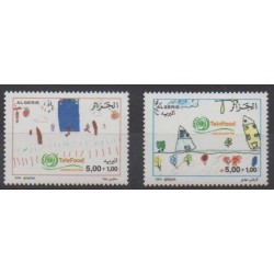 Algeria - 2004 - Nb 1382/1383 - Children's drawings