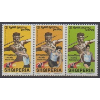 Acheter cette série de timbres d'Albanie de l'année 1999 (No 2469/2471).