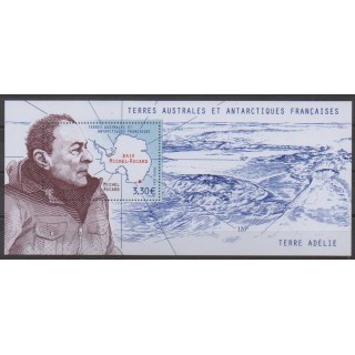 Acheter ce timbre des Terres Australes et Antarctiques Françaises de l'année 2023 (Michel Rocard).