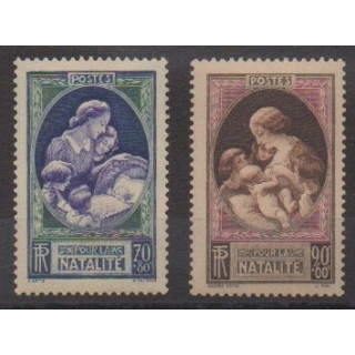 Buy this set of stamps of France of the year 1939 (Nb 440/441).