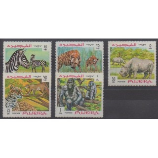 Acheter ces timbres des Emirats arabes unis de l'année 1969 (No 84).