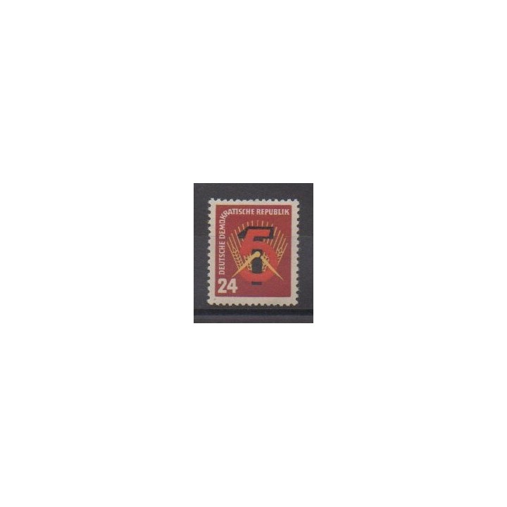 Acheter ce timbre d'Allemagne orientale (RDA) de l'année 1951 (No 45).