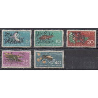 Acheter cette série de timbres d'Allemagne orientale (RDA) de l'année 1959 (No 403/407).