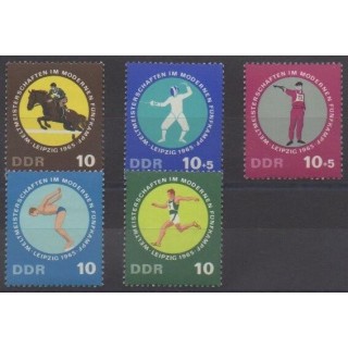 Acheter cette série de timbres d'Allemagne orientale (RDA) de l'année 1965 (No 833/837).